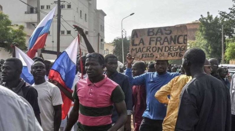 المجلس العسكري في النيجر: الحكومة المخلوعة أعطت فرنسا تفويضا لشن ضربات